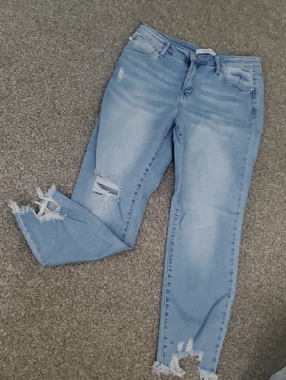 Judy Blue Light Wash Distressed Jeans